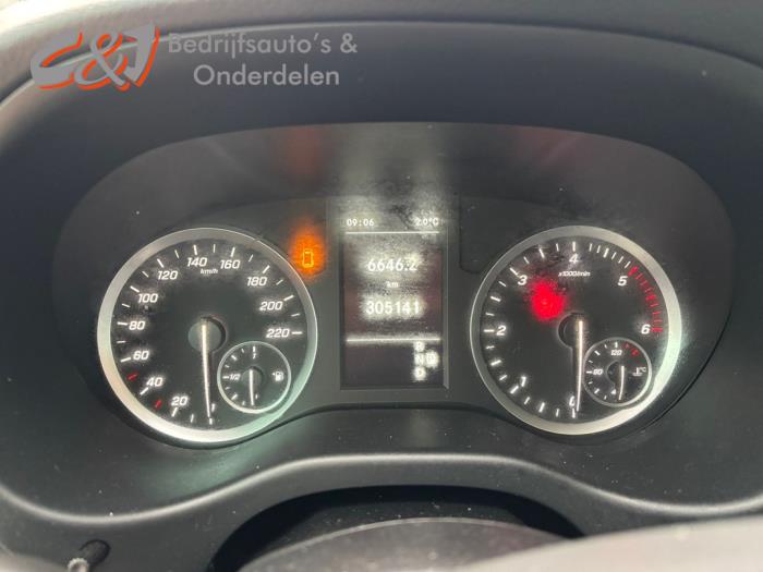 Mercedes Vito Tourer 2.0 114 CDI 16V Sloopvoertuig (2019, Zilver)
