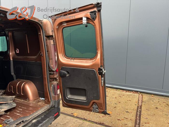 Renault Trafic 1.6 dCi 145 Twin Turbo Sloopvoertuig (2019, Bruin)