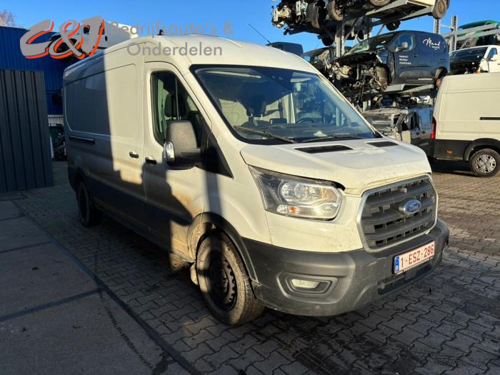 Ford Transit 2.0 TDCi 16V Eco Blue 130 Sloopvoertuig (2020, Roze, Wit)