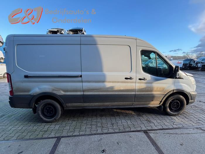 Ford Transit 2.0 TDCi 16V Eco Blue 130 Sloopvoertuig (2020, Roze, Wit)