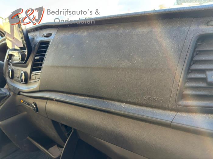 Ford Transit 2.0 TDCi 16V Eco Blue 130 Sloopvoertuig (2020, Roze, Wit)