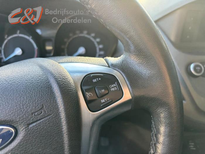 Ford Transit Courier 1.5 TDCi 75 Sloopvoertuig (2020, Zilver)