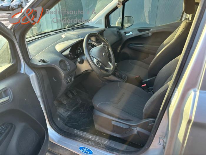 Ford Transit Courier 1.5 TDCi 75 Sloopvoertuig (2020, Zilver)