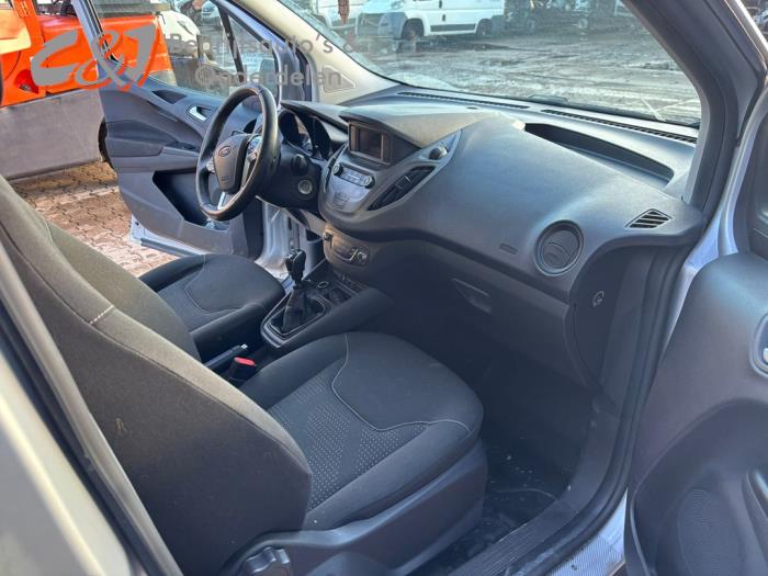 Ford Transit Courier 1.5 TDCi 75 Sloopvoertuig (2020, Zilver)