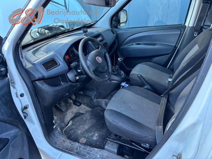 Fiat Doblo Cargo 1.3 MJ 16V DPF Euro 5 Sloopvoertuig (2014, Wit)