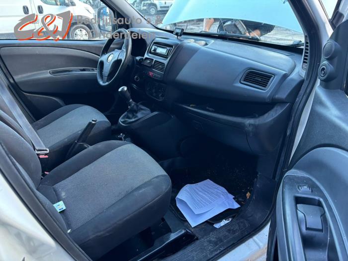 Fiat Doblo Cargo 1.3 MJ 16V DPF Euro 5 Sloopvoertuig (2014, Wit)