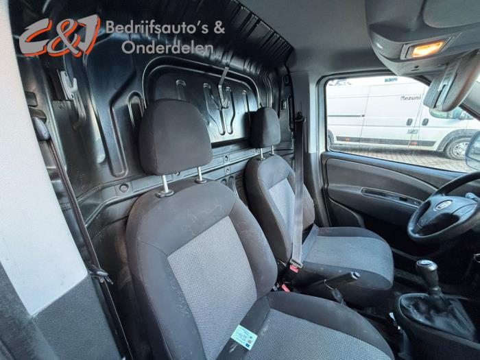 Fiat Doblo Cargo 1.3 MJ 16V DPF Euro 5 Sloopvoertuig (2014, Wit)