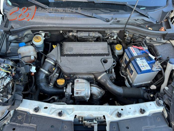 Fiat Doblo Cargo 1.3 MJ 16V DPF Euro 5 Sloopvoertuig (2014, Wit)