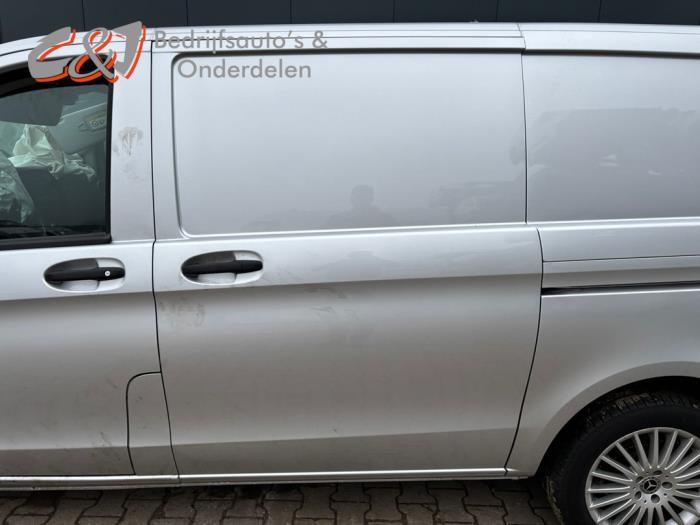Mercedes Vito 2.2 119 CDI 16V BlueTEC Sloopvoertuig (2018, Zilvergrijs)