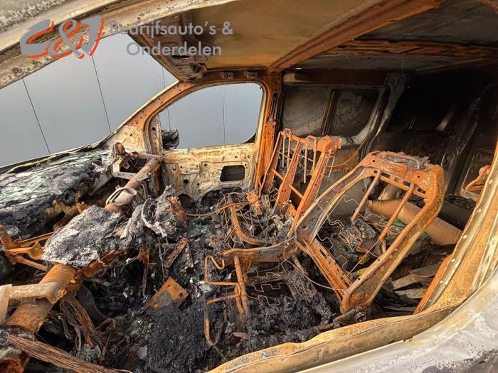 Opel Vivaro 2.0 CDTI 122 Sloopvoertuig (2020, Zilver)