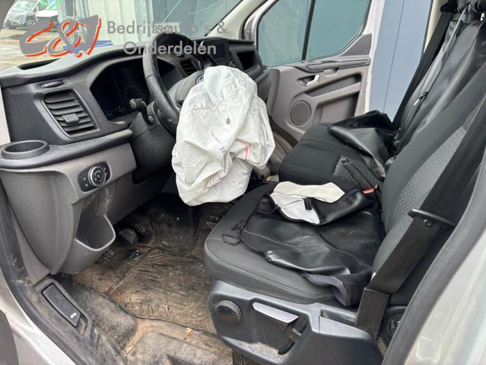 Ford Transit Custom 2.0 TDCi 16V Eco Blue 130 Sloopvoertuig (2020, Zilvergrijs)
