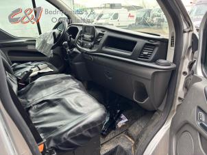 Ford Transit Custom 2.0 TDCi 16V Eco Blue 130 Sloopvoertuig (2020, Zilvergrijs)