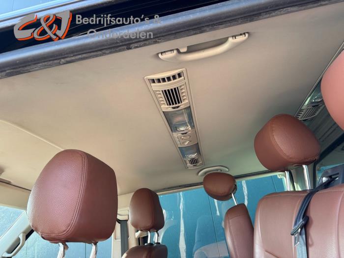 Volkswagen Transporter T6 2.0 TDI DRF 4Motion Sloopvoertuig (2016, Zwart)