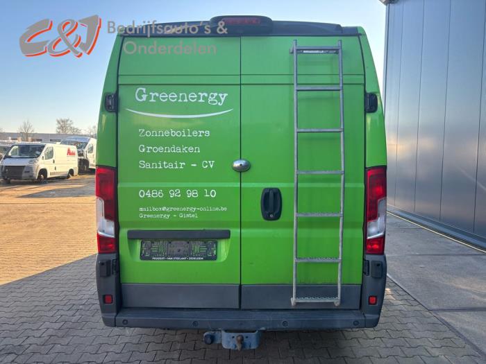 Peugeot Boxer 3.0 HDi 175 Euro 5 Sloopvoertuig (2015, Zwart)