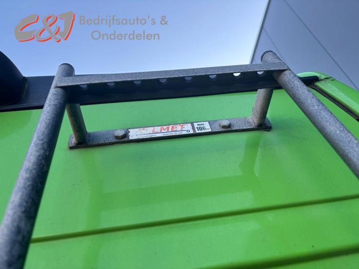 Peugeot Boxer 3.0 HDi 175 Euro 5 Sloopvoertuig (2015, Zwart)