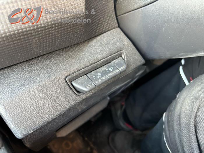 Renault Trafic 2.0 dCi 16V 150 Sloopvoertuig (2023, Wit)