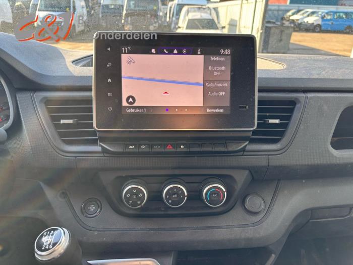 Renault Trafic 2.0 dCi 16V 150 Sloopvoertuig (2023, Wit)