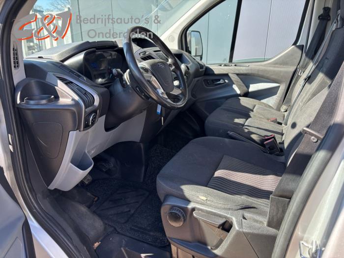 Ford Transit Custom 2.0 TDCi 16V Eco Blue 130 Sloopvoertuig (2017, Zilver)