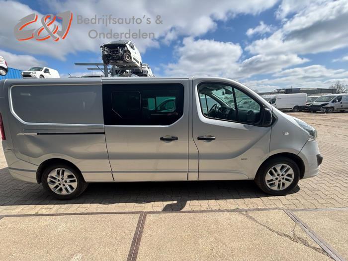 Opel Vivaro 1.6 CDTI BiTurbo 140 Sloopvoertuig (2016, Zilver)