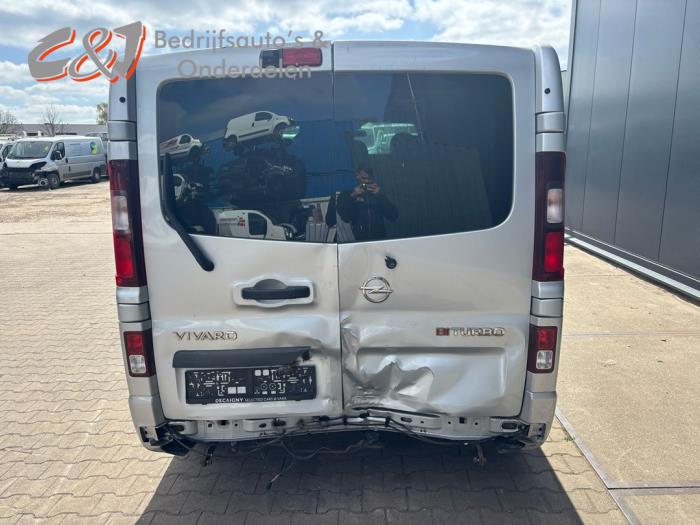 Opel Vivaro 1.6 CDTI BiTurbo 140 Sloopvoertuig (2016, Zilver)