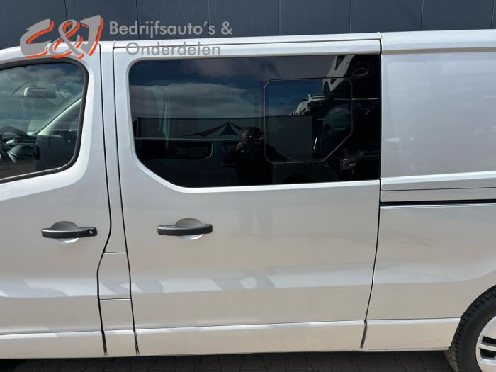 Opel Vivaro 1.6 CDTI BiTurbo 140 Sloopvoertuig (2016, Zilver)