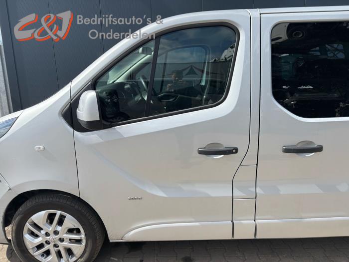 Opel Vivaro 1.6 CDTI BiTurbo 140 Sloopvoertuig (2016, Zilver)