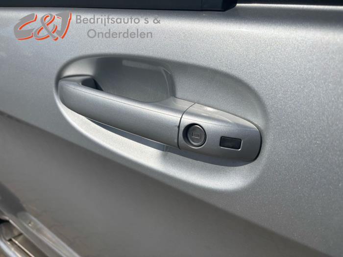 Mercedes V 2.1 250 BlueTEC, 250 d 16V Sloopvoertuig (2016, Zilver)