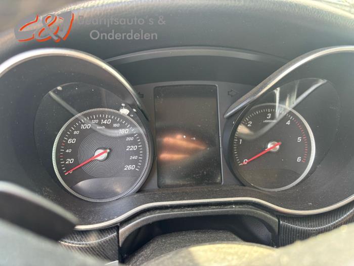 Mercedes V 2.1 250 BlueTEC, 250 d 16V Sloopvoertuig (2016, Zilver)