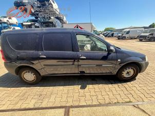 Dacia Logan Express 1.6 Sloopvoertuig (2010, Blauw)