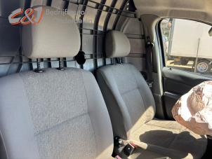 Dacia Logan Express 1.6 Sloopvoertuig (2010, Blauw)