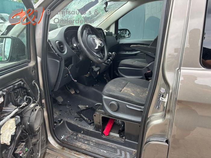 Mercedes Vito 2.2 114 CDI 16V Sloopvoertuig (2015, Grijs)