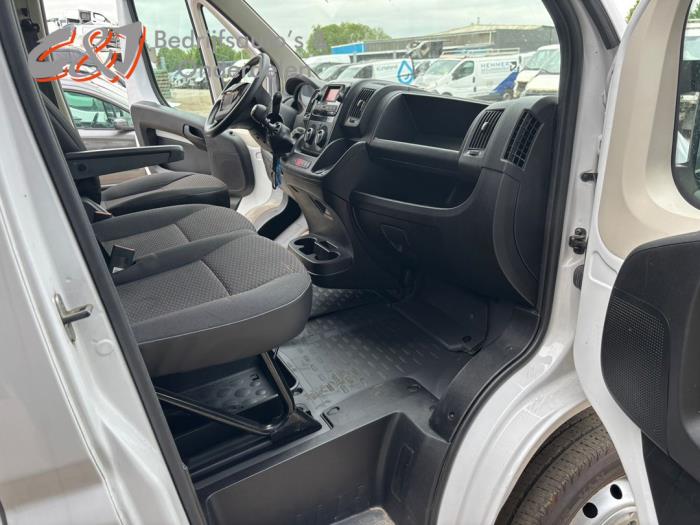 Citroen Jumper 2.2 Blue HDi 140 Sloopvoertuig (2023, Wit)