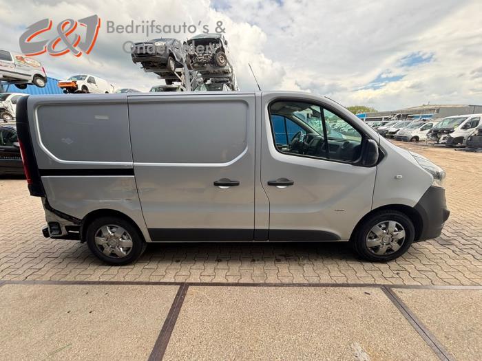 Opel Vivaro 1.6 CDTi BiTurbo 125 Sloopvoertuig (2016, Zilver)