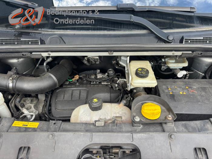 Opel Vivaro 1.6 CDTi BiTurbo 125 Sloopvoertuig (2016, Zilver)