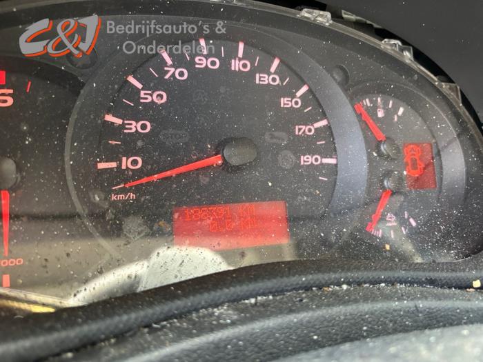 Renault Master III 2.3 dCi 170 16V FWD Sloopvoertuig (2018, Zilver)