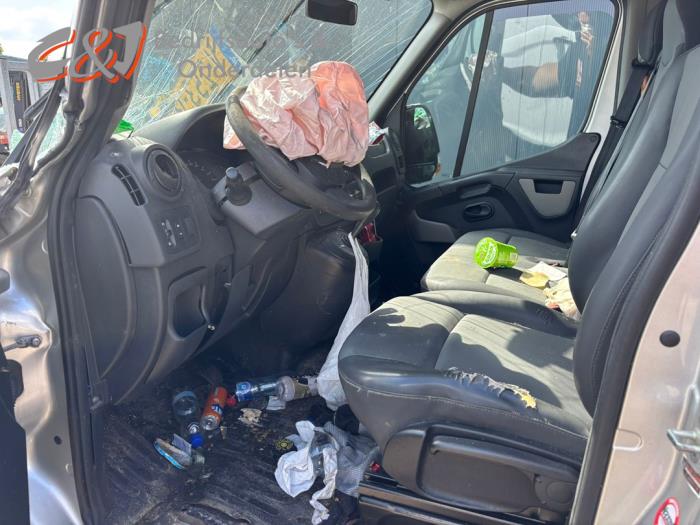 Renault Master III 2.3 dCi 170 16V FWD Sloopvoertuig (2018, Zilver)