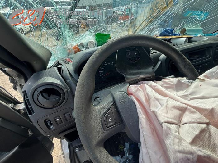 Renault Master III 2.3 dCi 170 16V FWD Sloopvoertuig (2018, Zilver)