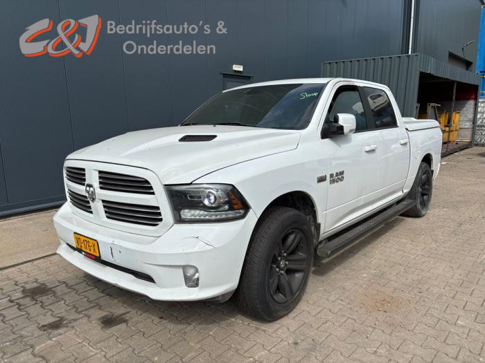 Dodge 1500 Standard Cab 5.7 Hemi V8 4x4 Sloopvoertuig (2014, Wit)