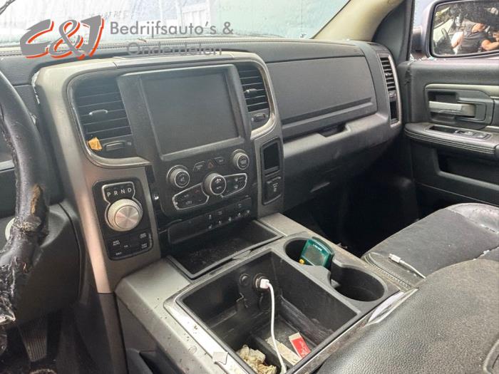 Dodge 1500 Standard Cab 5.7 Hemi V8 4x4 Sloopvoertuig (2014, Wit)