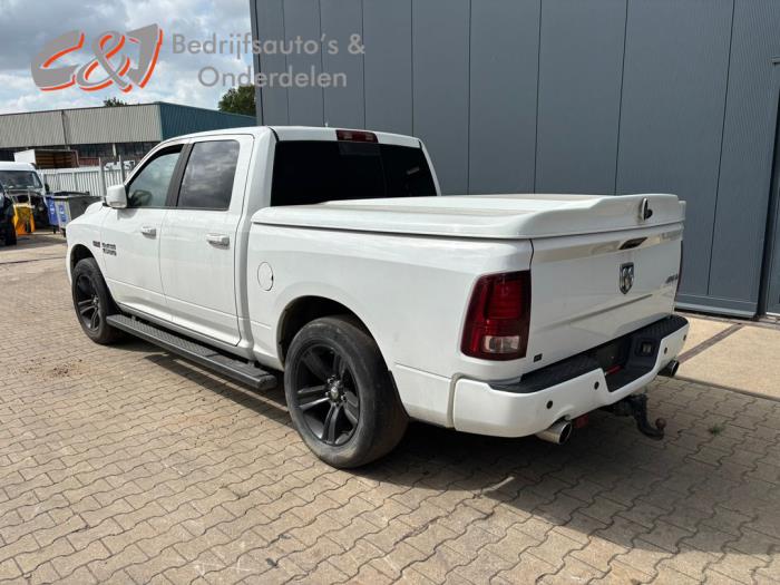 Dodge 1500 Standard Cab 5.7 Hemi V8 4x4 Sloopvoertuig (2014, Wit)