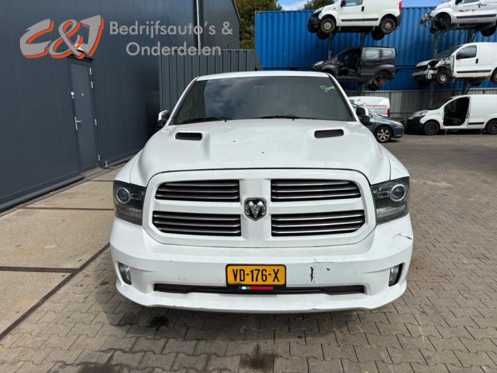Dodge 1500 Standard Cab 5.7 Hemi V8 4x4 Sloopvoertuig (2014, Wit)