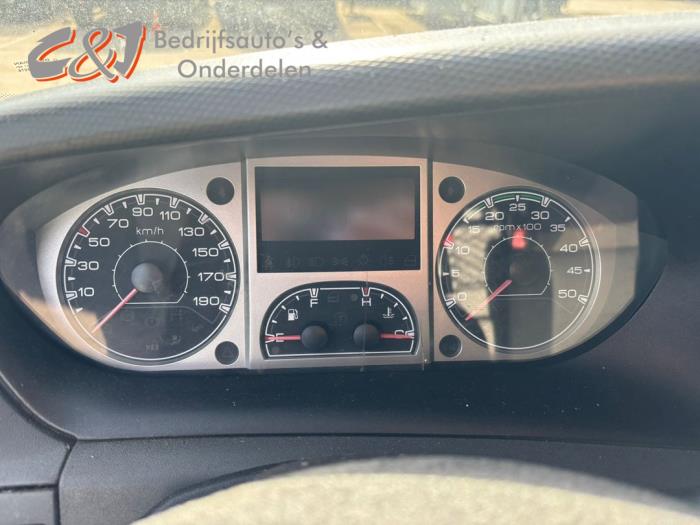 Iveco New Daily IV 35C13V, C13V/P, S13V, S13V/P Sloopvoertuig (2010, Wit)