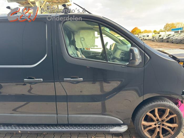 Renault Trafic 2.0 dCi 16V 150 Sloopvoertuig (2024, Zwart)