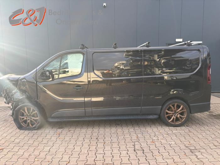 Renault Trafic 2.0 dCi 16V 150 Sloopvoertuig (2024, Zwart)