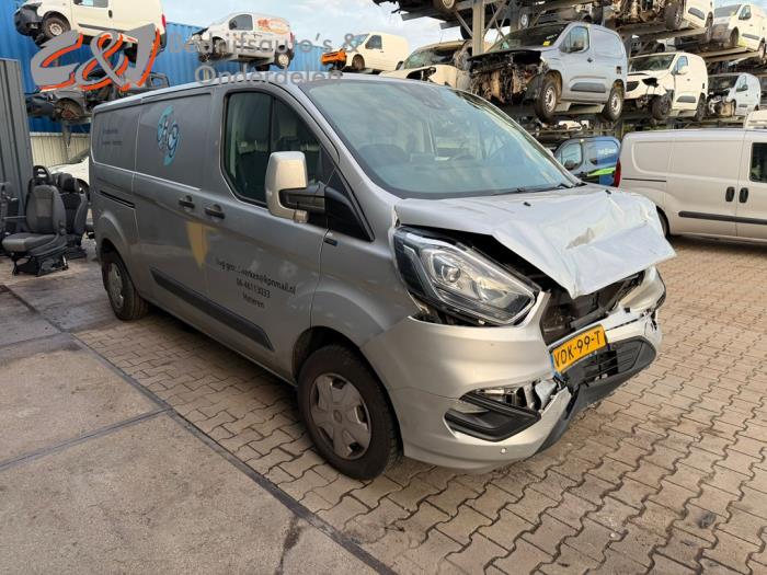 Ford Transit Custom 2.0 TDCi 16V Eco Blue 130 Sloopvoertuig (2019, Metallic, Moondust, Zilver)