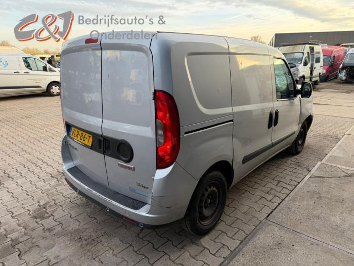 Fiat Doblo Cargo 1.3 MJ 16V DPF Euro 5 Sloopvoertuig (2016, Metallic)
