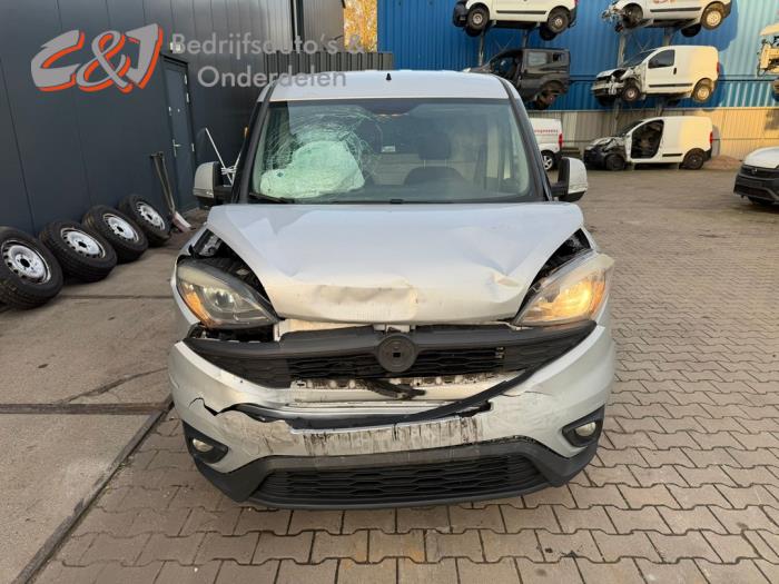 Fiat Doblo Cargo 1.3 MJ 16V DPF Euro 5 Sloopvoertuig (2016, Metallic)
