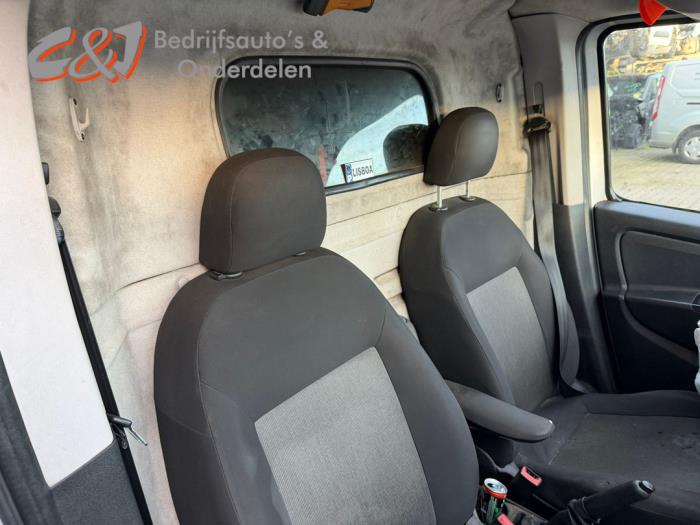 Fiat Doblo Cargo 1.3 MJ 16V DPF Euro 5 Sloopvoertuig (2016, Metallic)