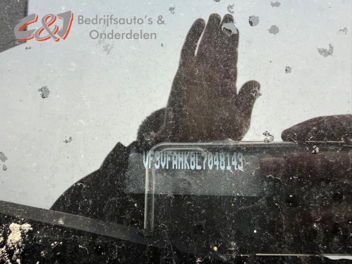 Peugeot Expert 2.0 Blue HDi 120 16V Sloopvoertuig (2020, Zwart)