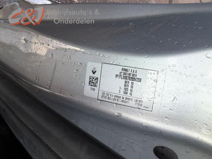 Renault Trafic 2.0 dCi 16V 150 Sloopvoertuig (2022, Zilver)